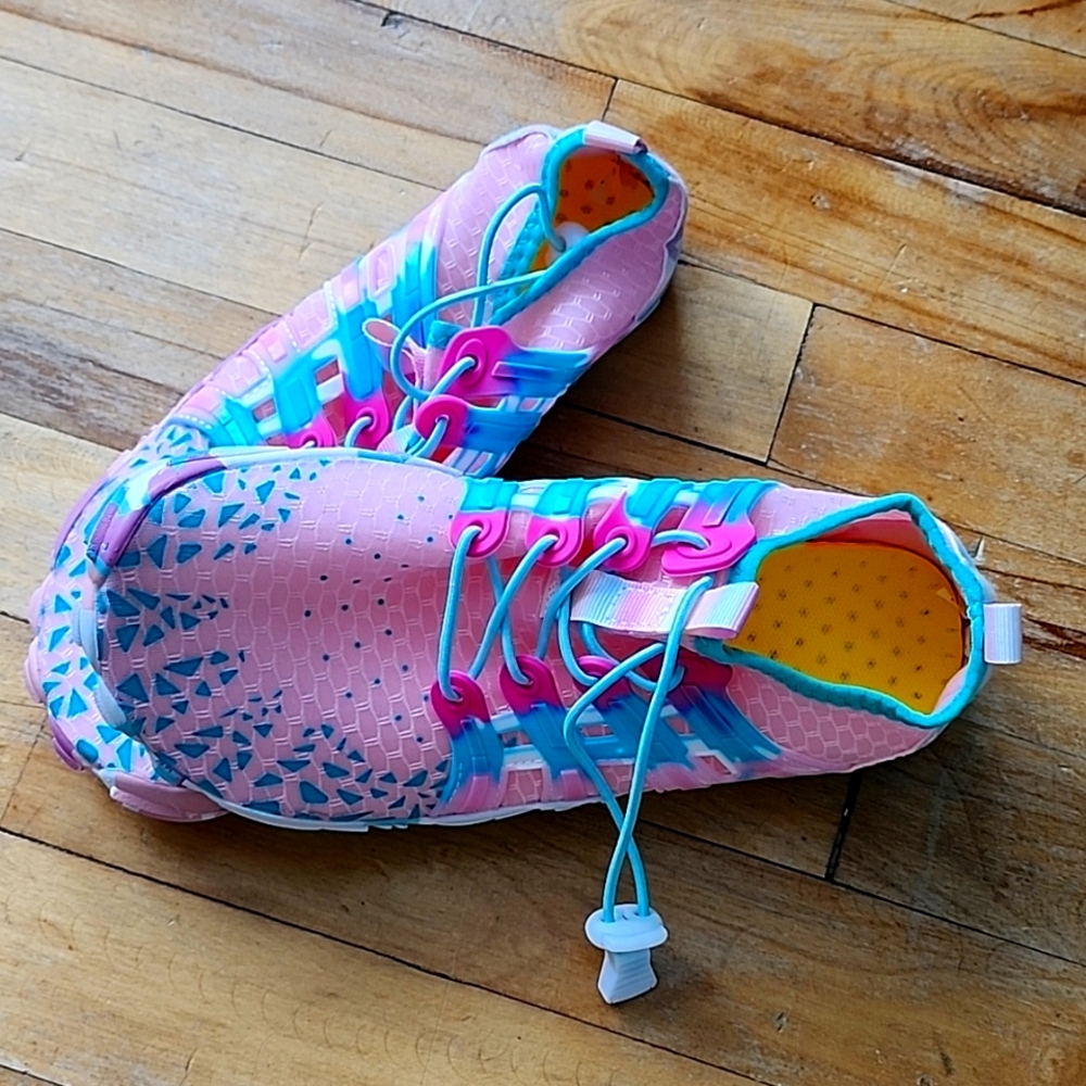 Barefoot sneakers